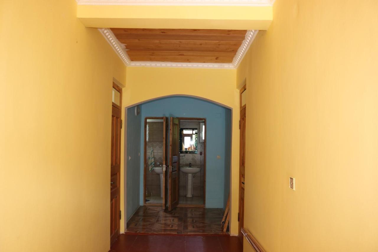 Guest House Chveni Ezo Khulo Esterno foto